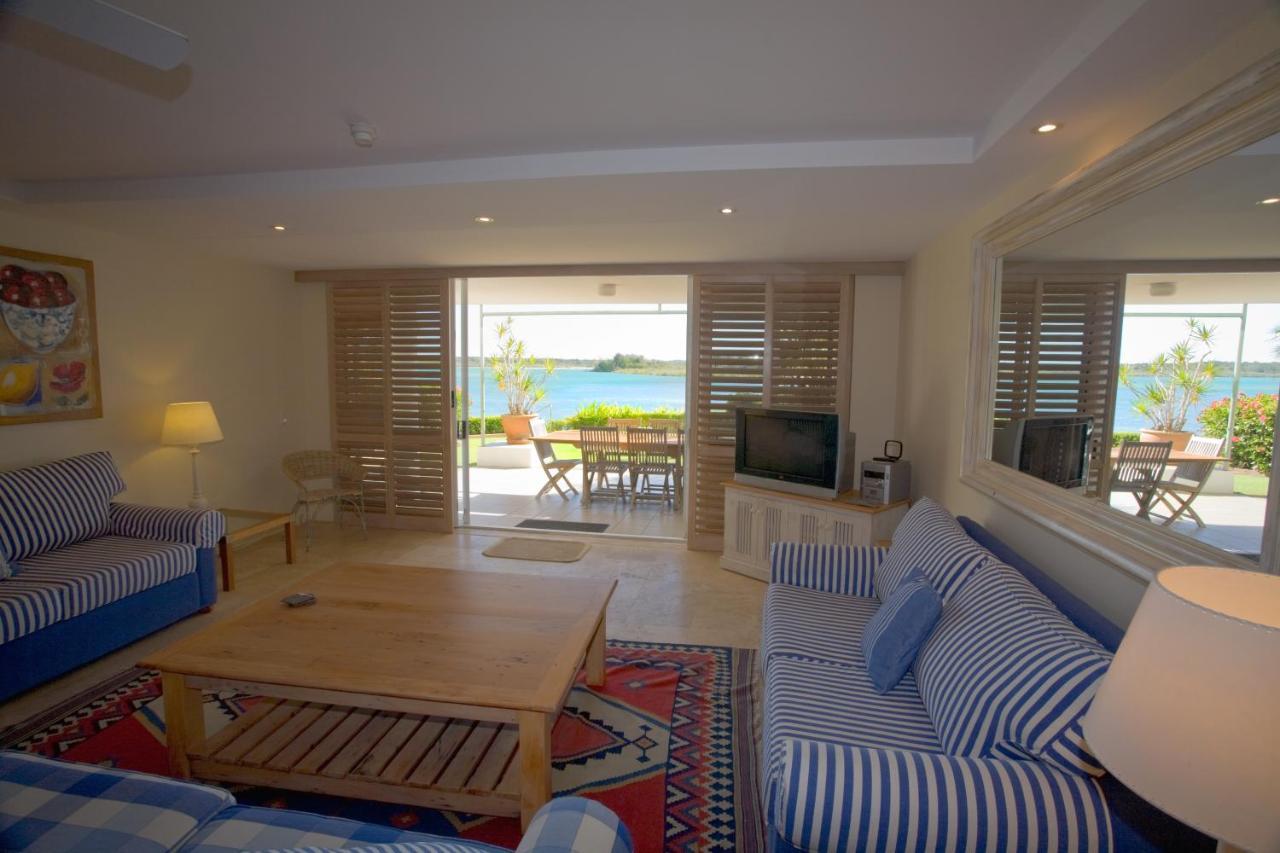 Noosa Quays Waterfront Accomodation Экстерьер фото